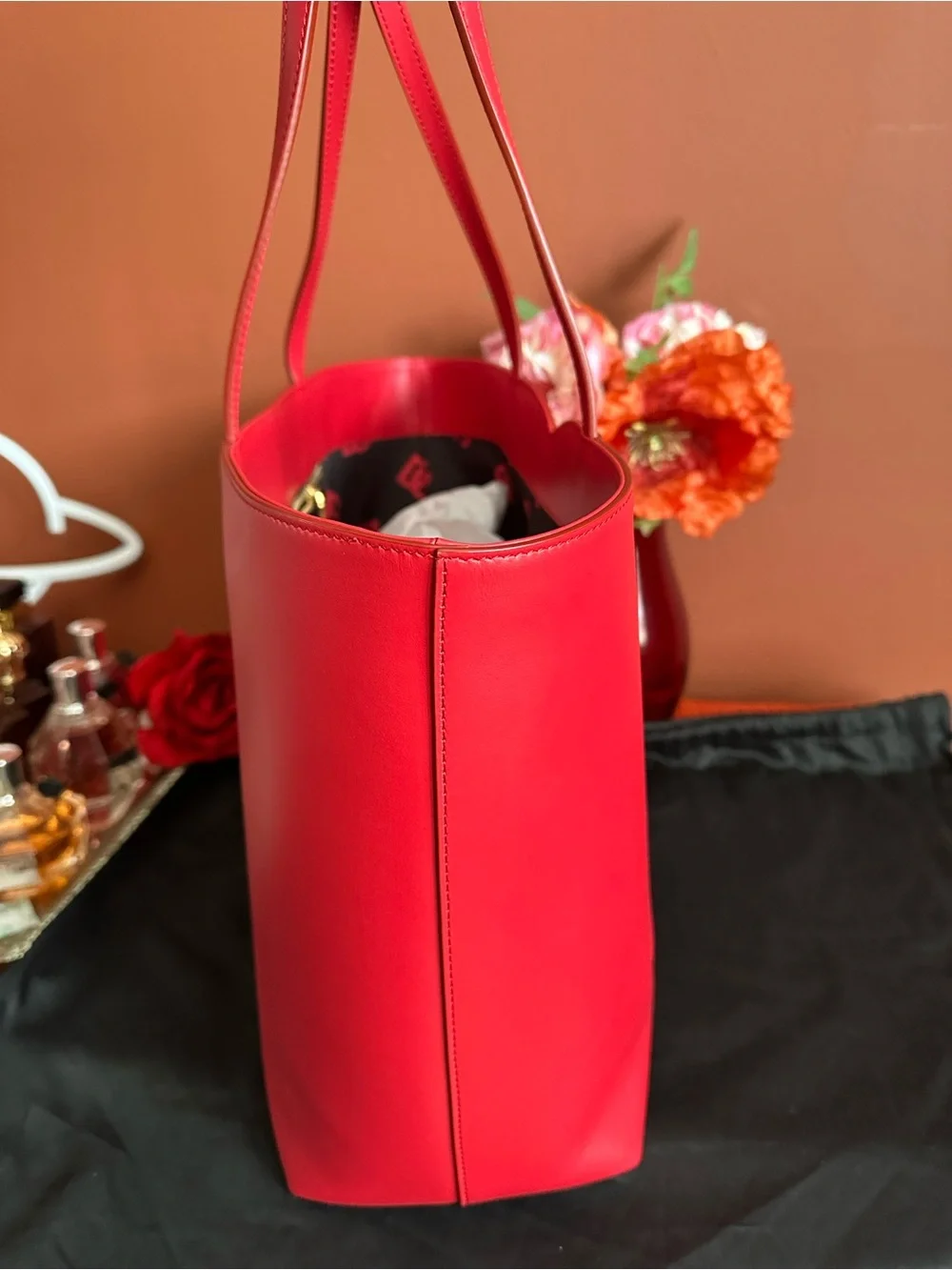 Authentic Dolce & Gabbana Bold Red Embossed Logo Leather big shopping Tote